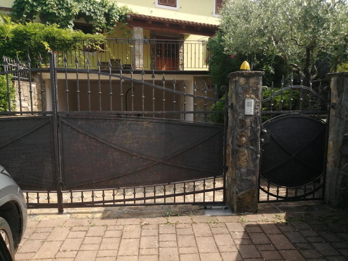 איזולה Ms Apartments מראה חיצוני תמונה